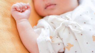 新生児聴覚検査・生後1か月健診を解説│奈良県内の市町村の比較あり